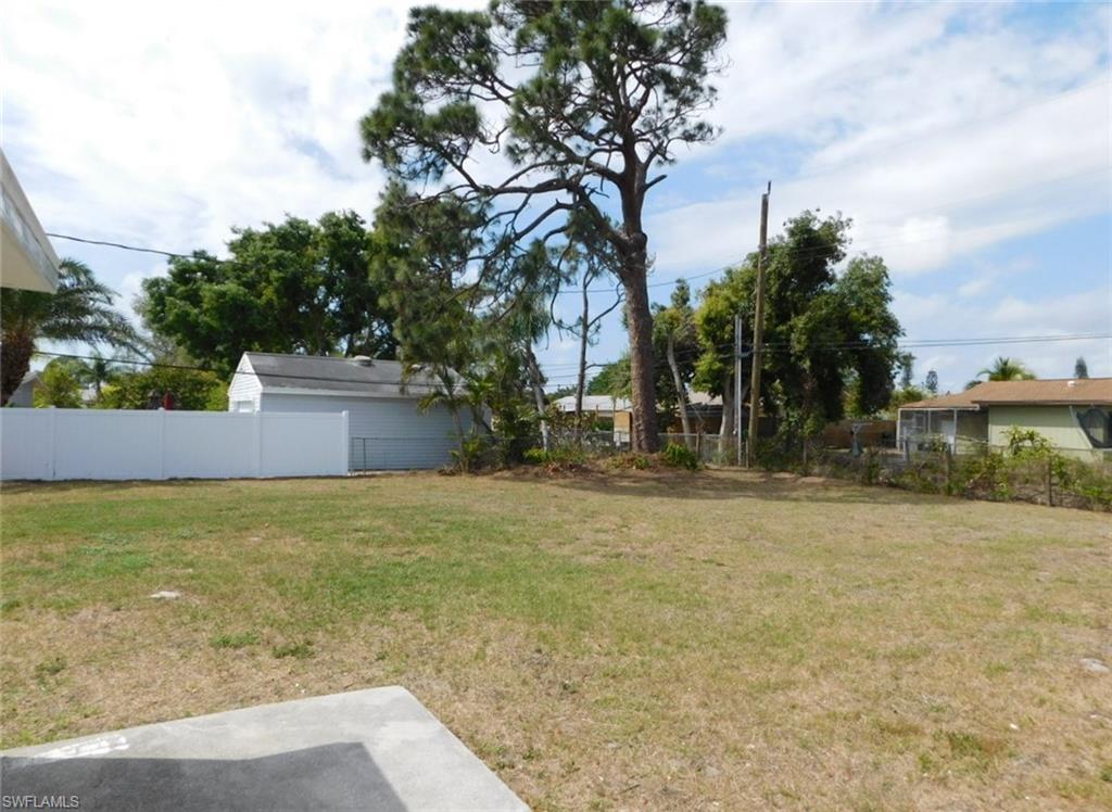 SAN CARLOS PARK - Residential