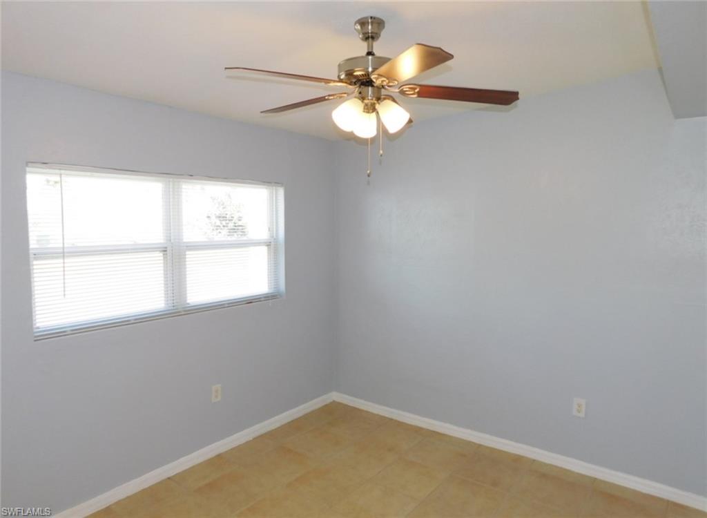 SAN CARLOS PARK - Residential