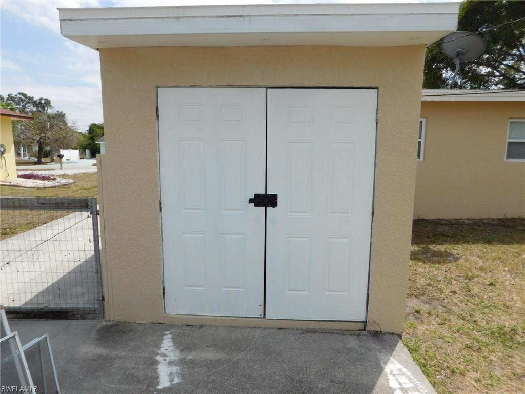 SAN CARLOS PARK - Residential