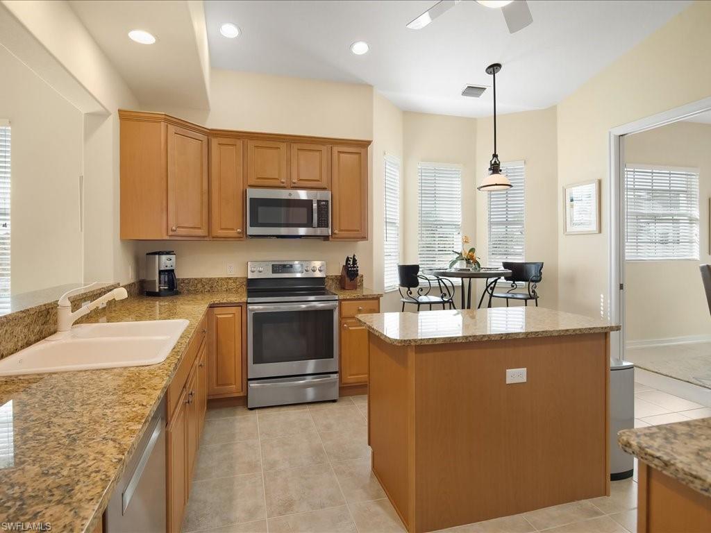 BELLAVISTA AT MIROMAR LAKES - Residential