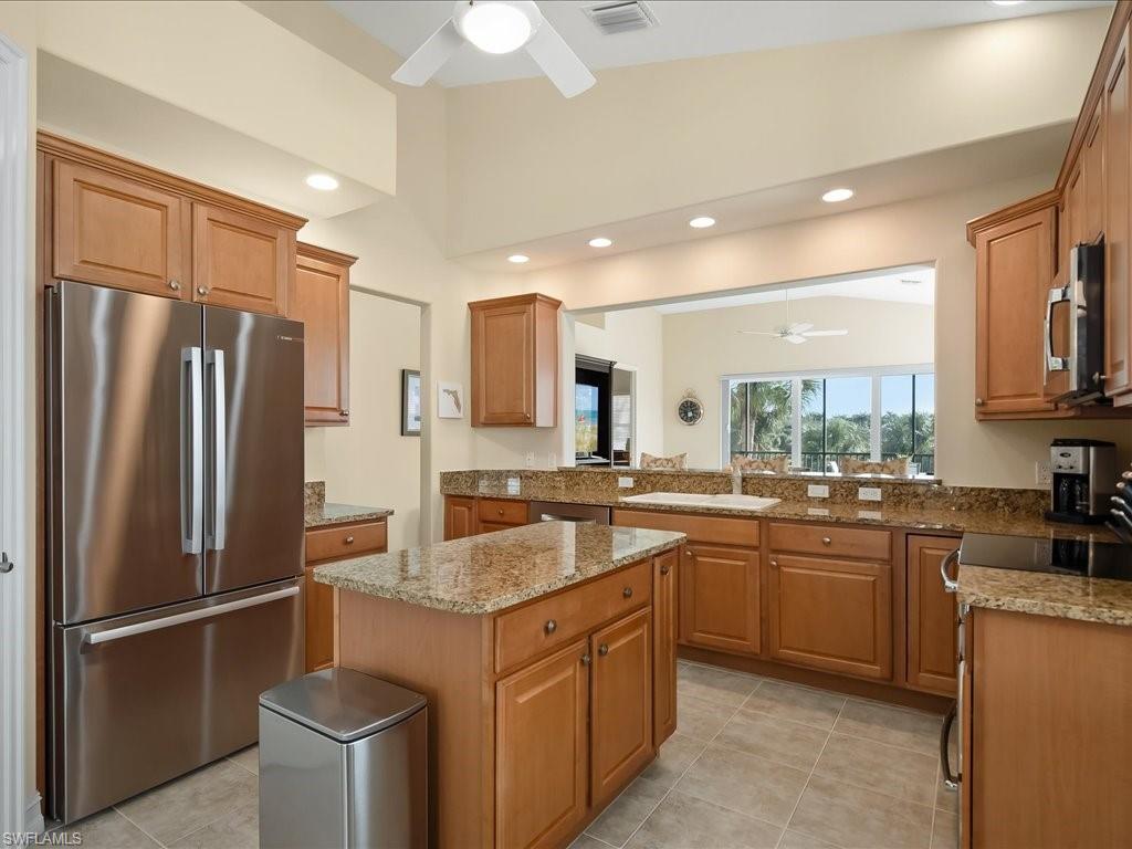 BELLAVISTA AT MIROMAR LAKES - Residential