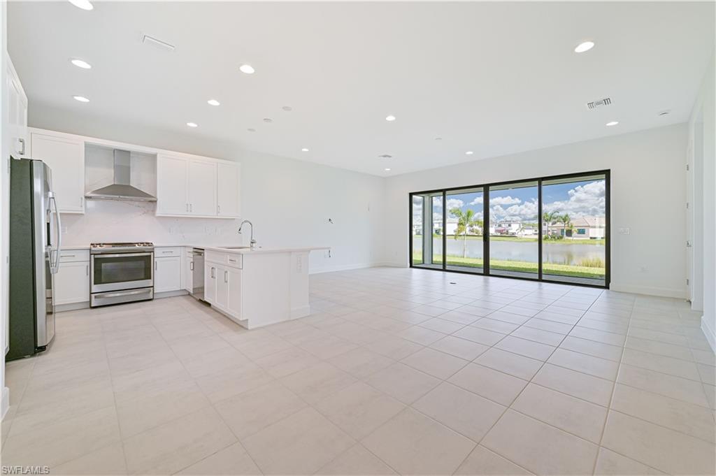 RIVERCREEK IN ESTERO - Residential