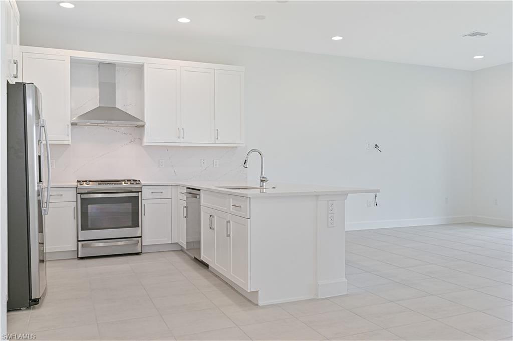 RIVERCREEK IN ESTERO - Residential