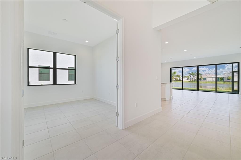 RIVERCREEK IN ESTERO - Residential