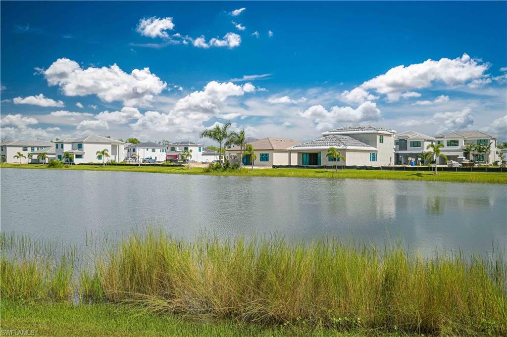 RIVERCREEK IN ESTERO - Residential