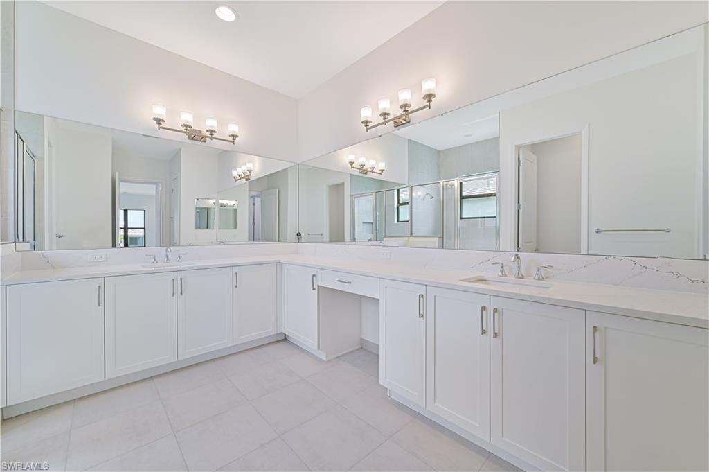 RIVERCREEK IN ESTERO - Residential