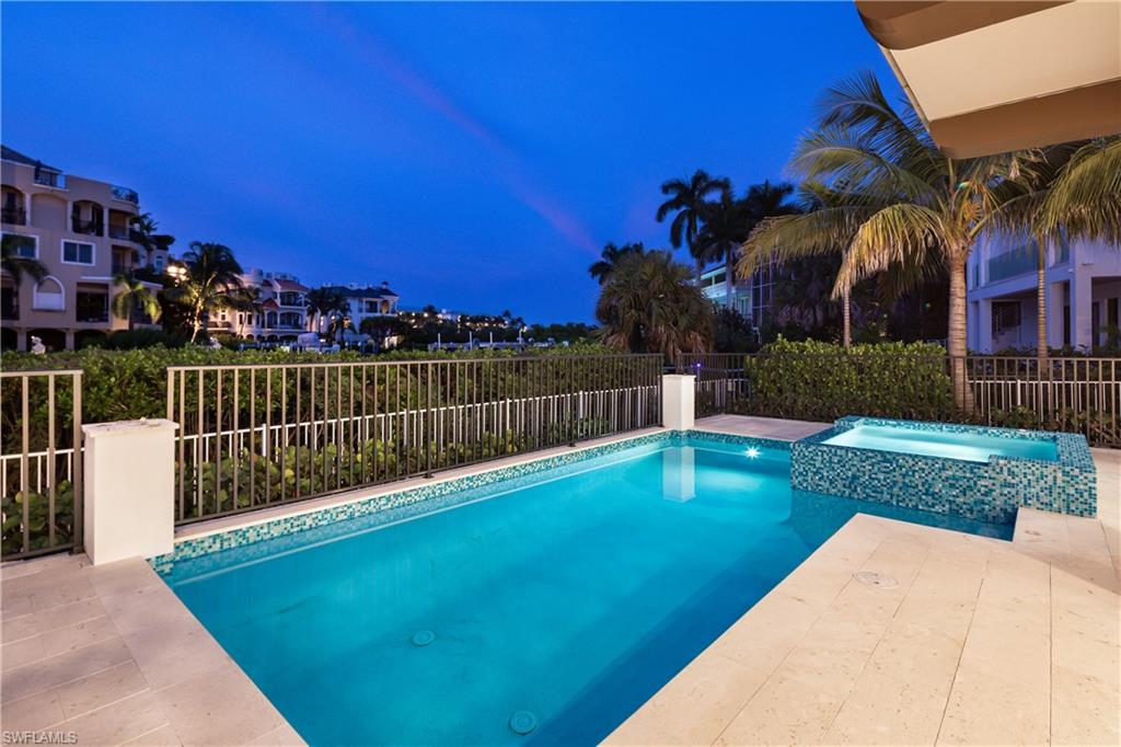 SOUTHPORT ON THE BAY - Residential