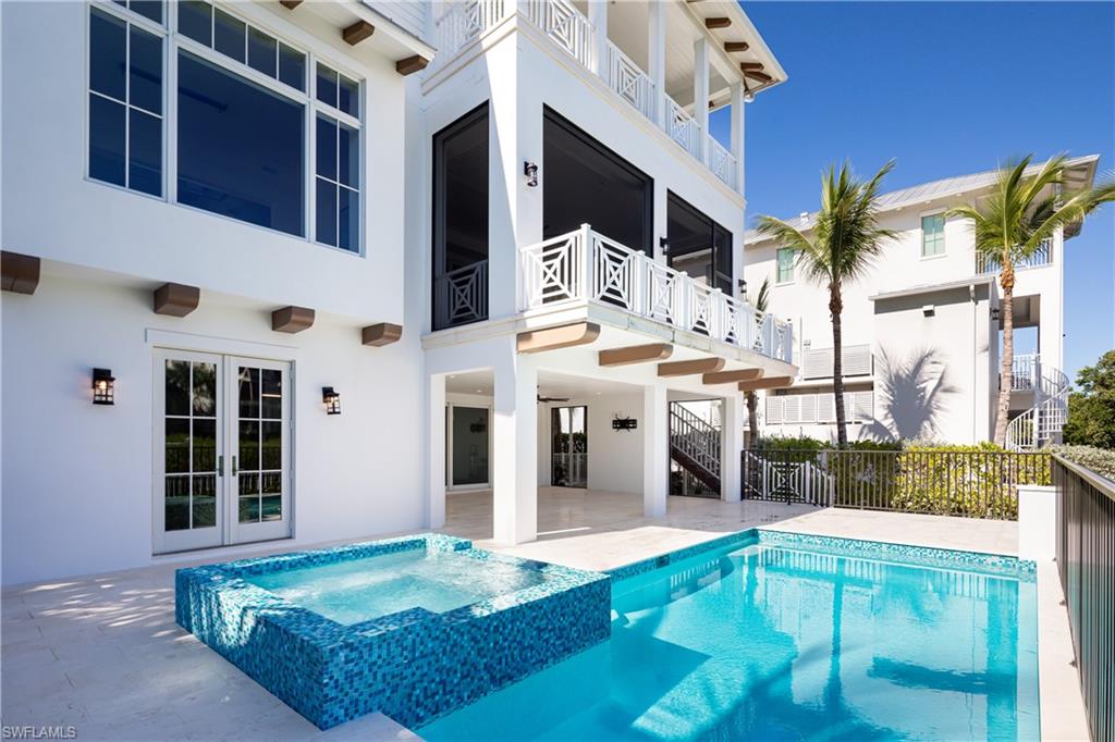 SOUTHPORT ON THE BAY - Residential