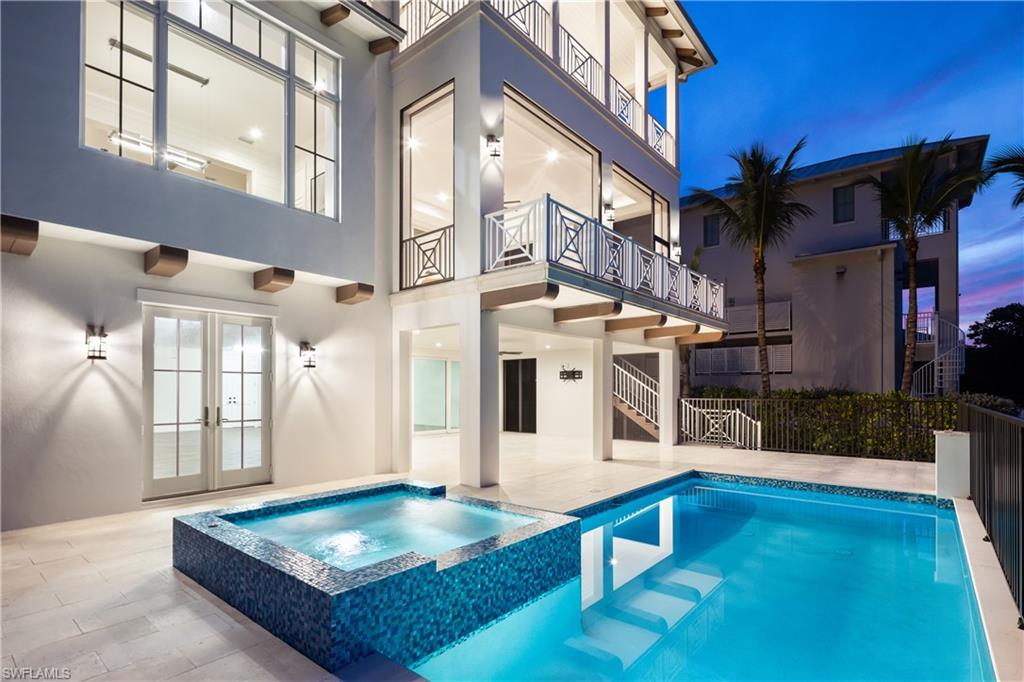 SOUTHPORT ON THE BAY - Residential