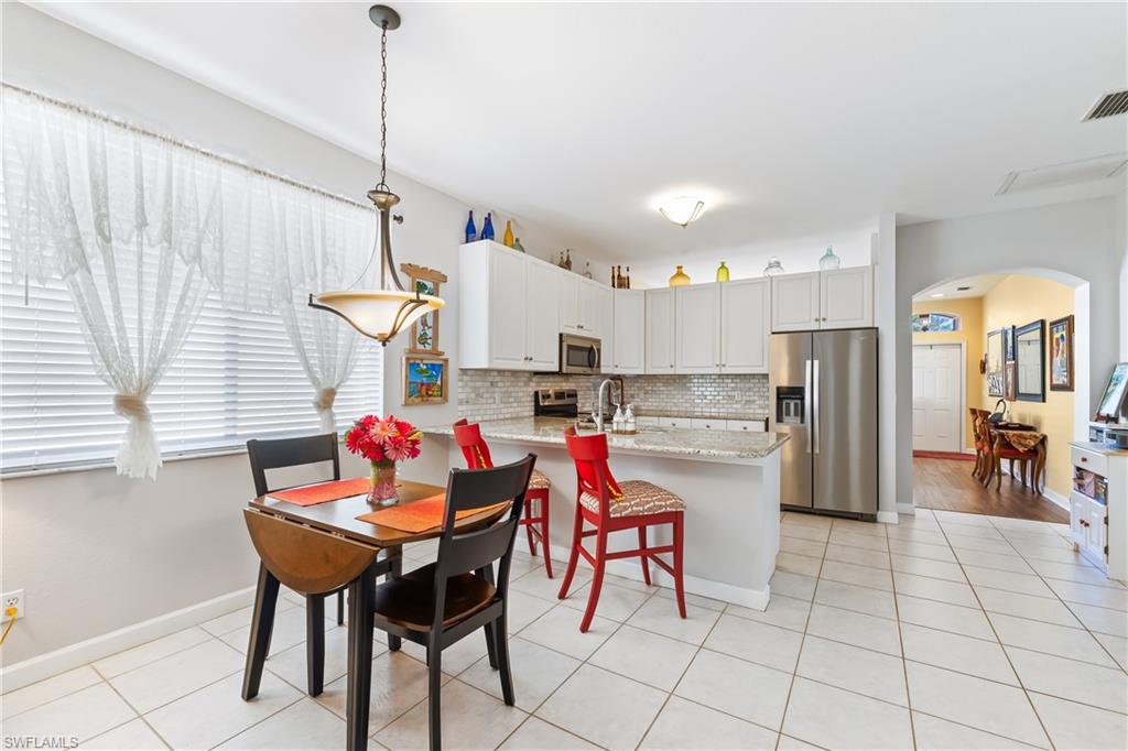 REFLECTION LAKES - Residential