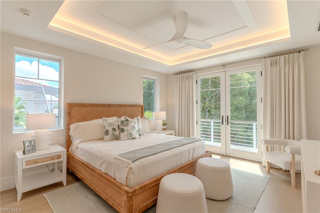 OLDE NAPLES - Residential