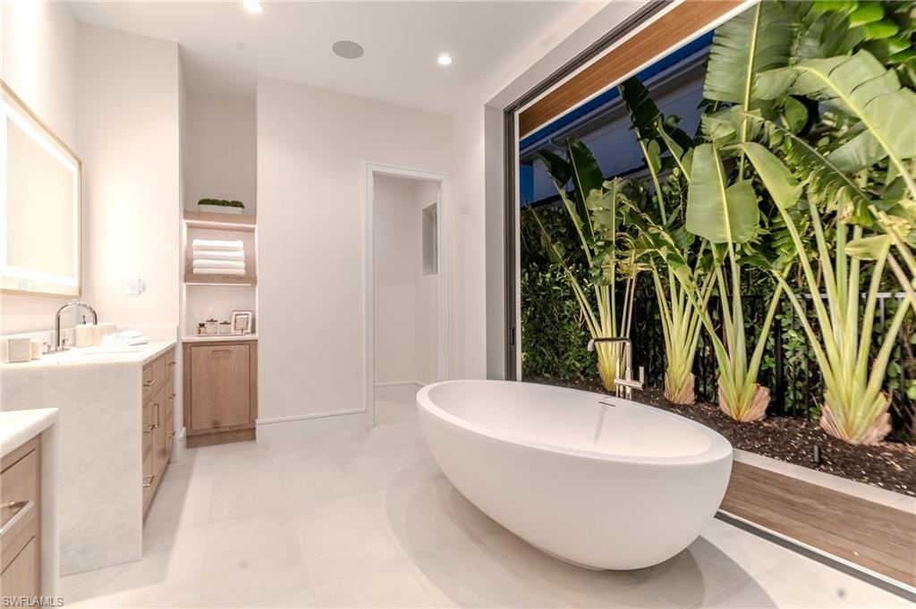 OLDE NAPLES - Residential