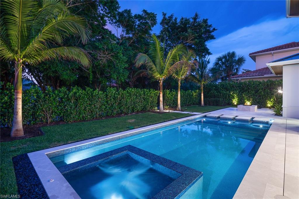 OLDE NAPLES - Residential