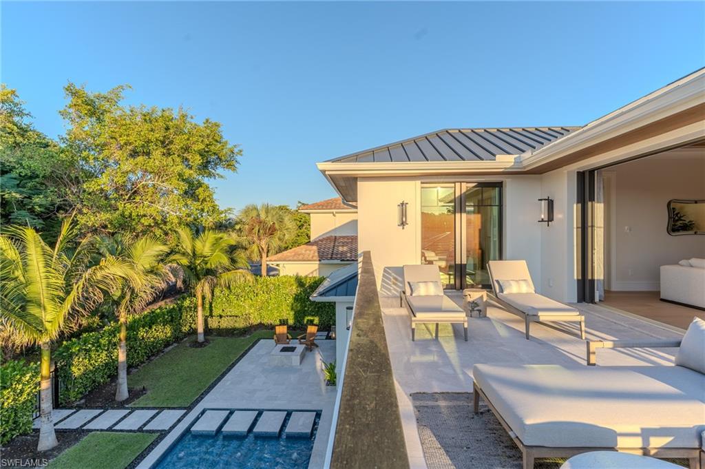 OLDE NAPLES - Residential