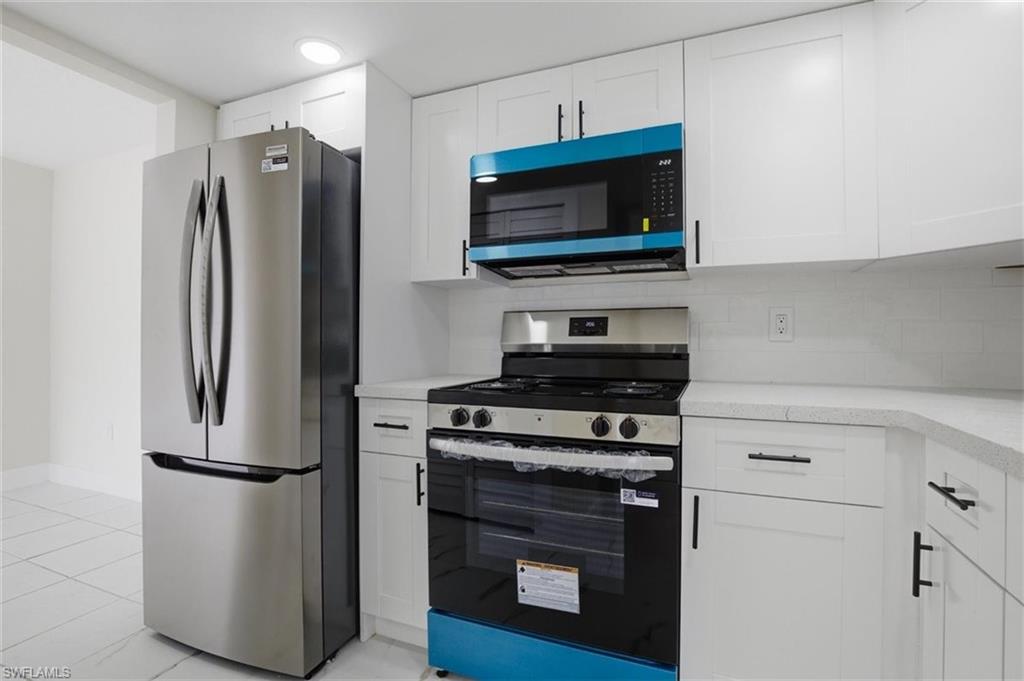 WINDSOR WEST - Residential Lease