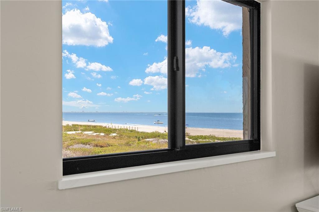 SANDALFOOT CONDOMINIUM - Residential