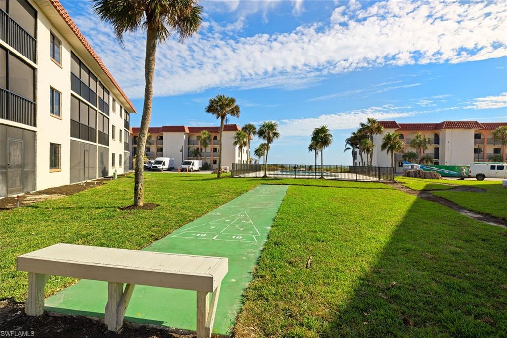 SANDALFOOT CONDOMINIUM - Residential