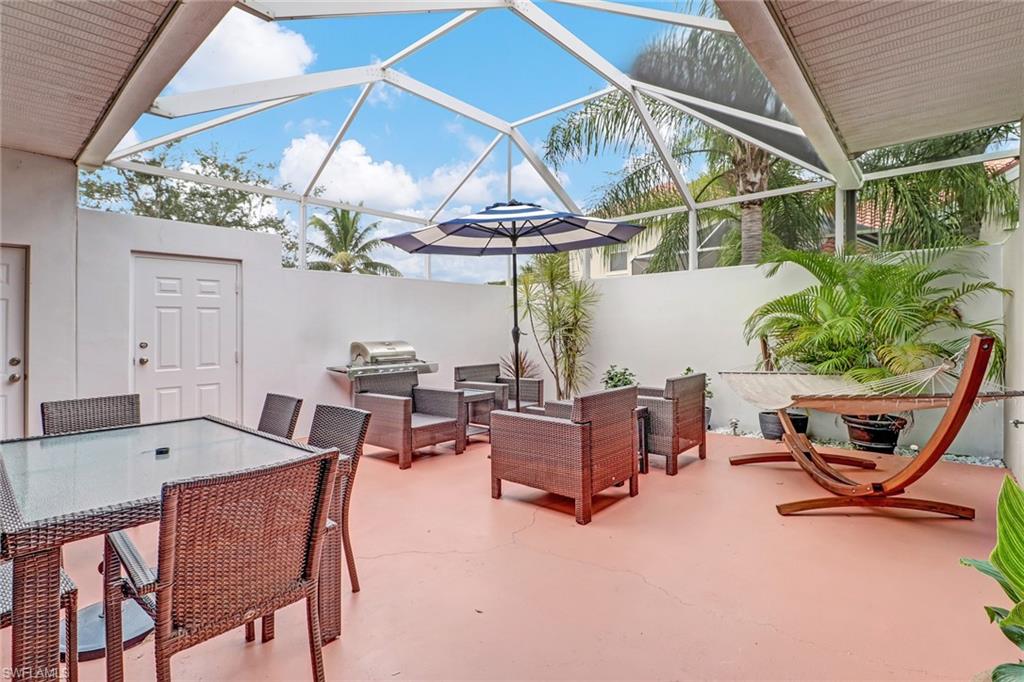 QUAIL WOODS COURTYARDS - Residential