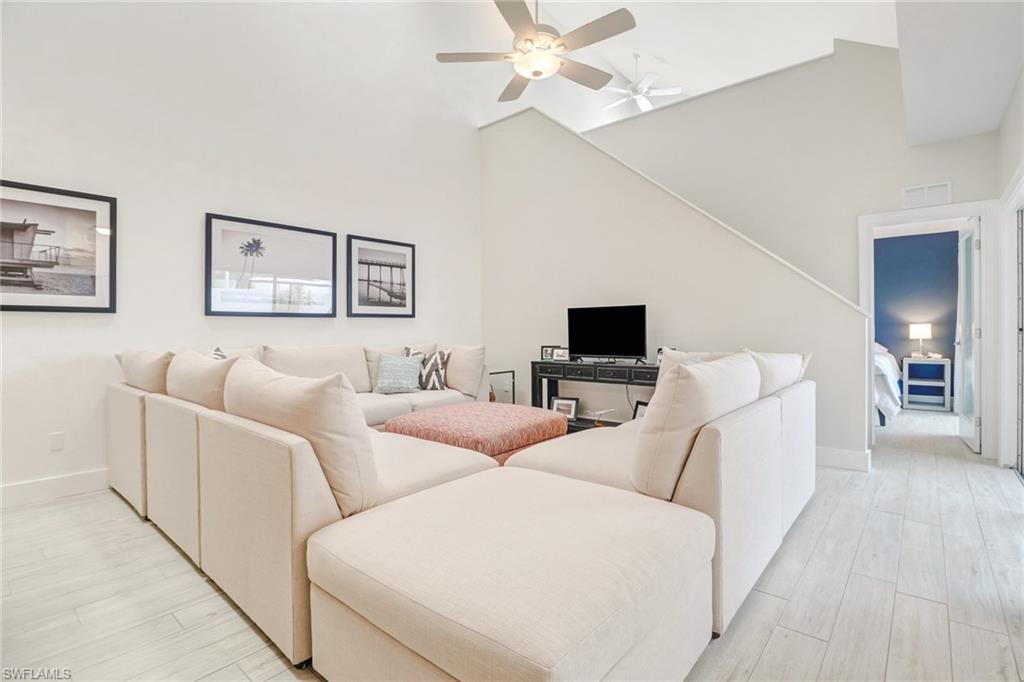 QUAIL WOODS COURTYARDS - Residential