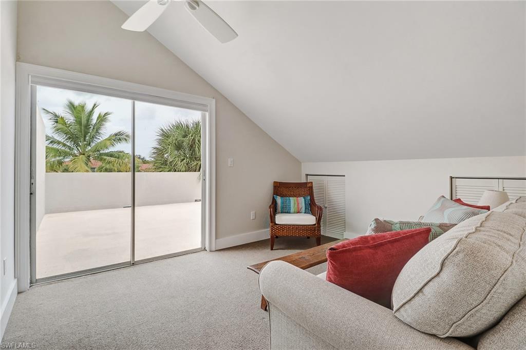 QUAIL WOODS COURTYARDS - Residential