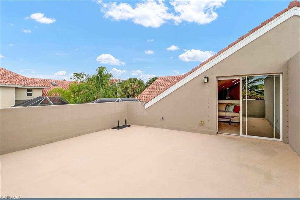 QUAIL WOODS COURTYARDS - Residential