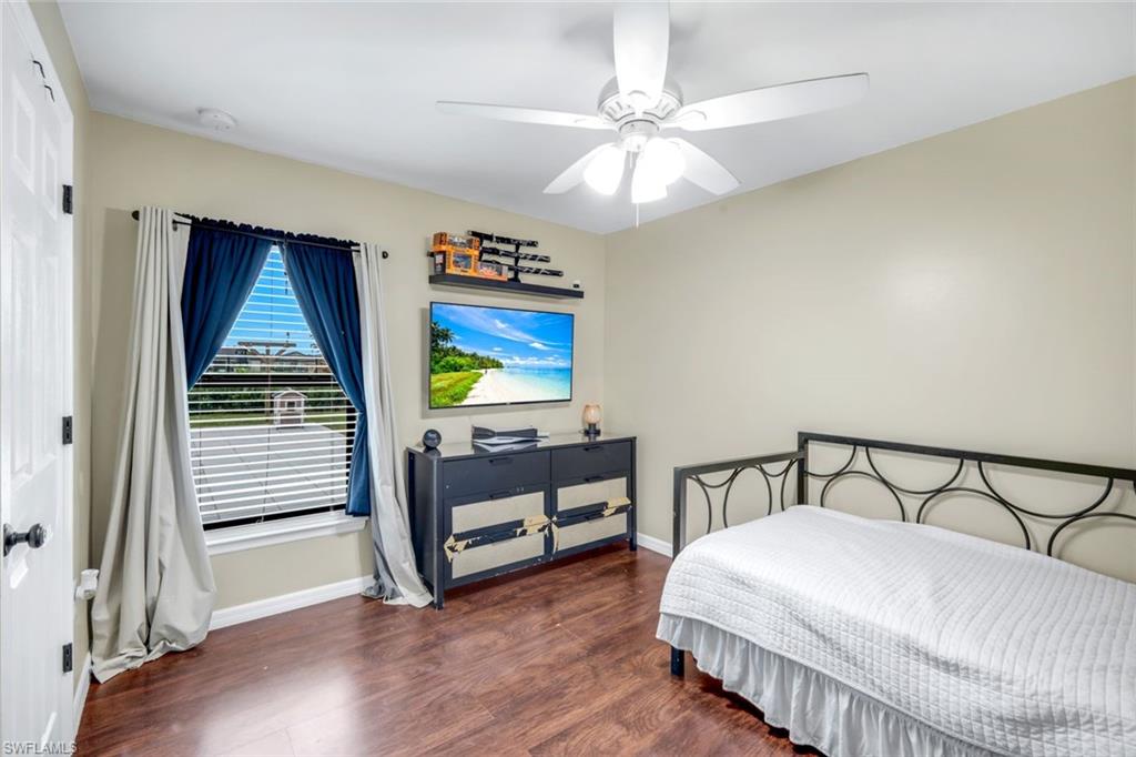 SHADOW LAKES - Residential Lease