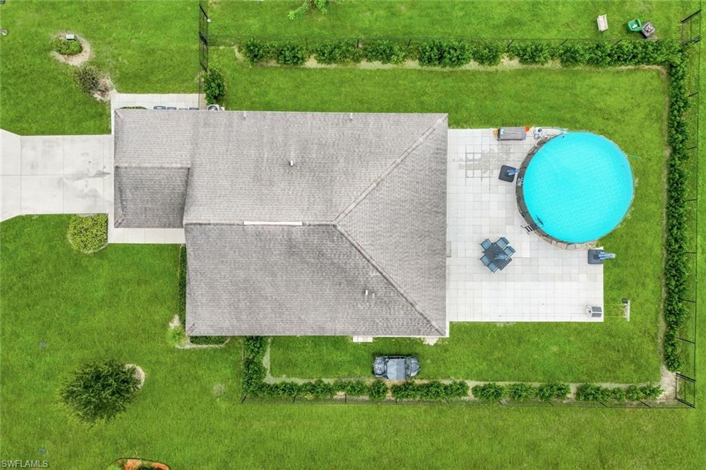 SHADOW LAKES - Residential Lease