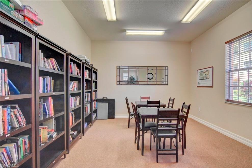 VAN LOON COMMONS - Residential