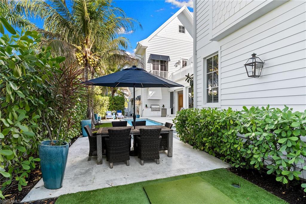 OLDE NAPLES - Residential