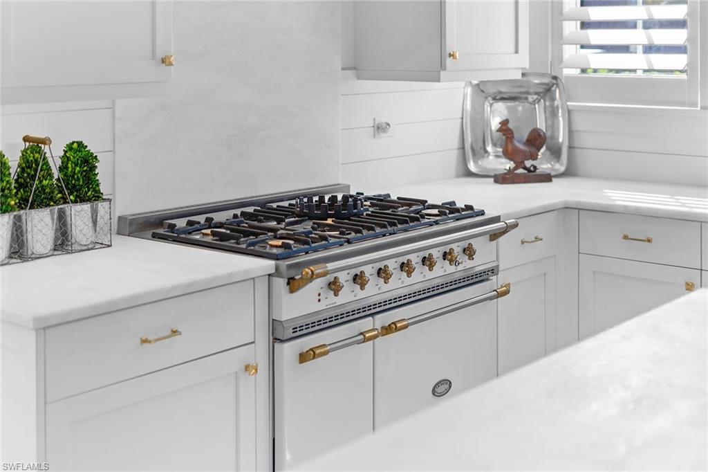 OLDE NAPLES - Residential