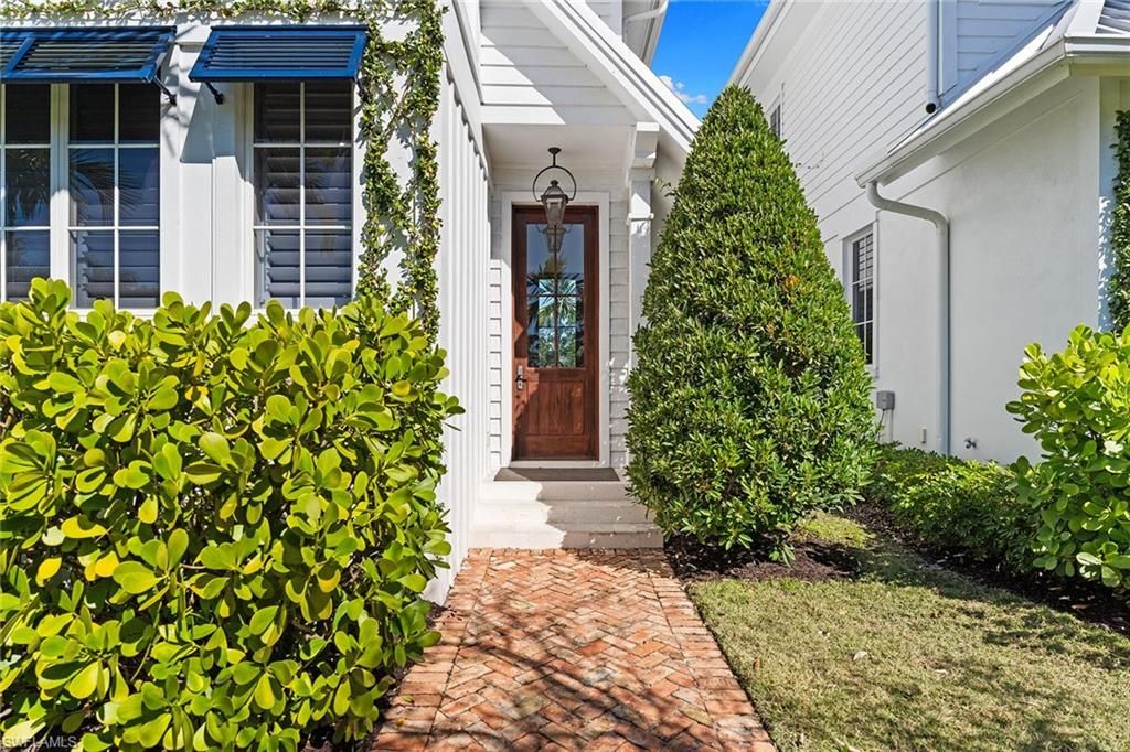 Photo of 901 10th AVE S, NAPLES, FL 34102 (MLS # 226009201)