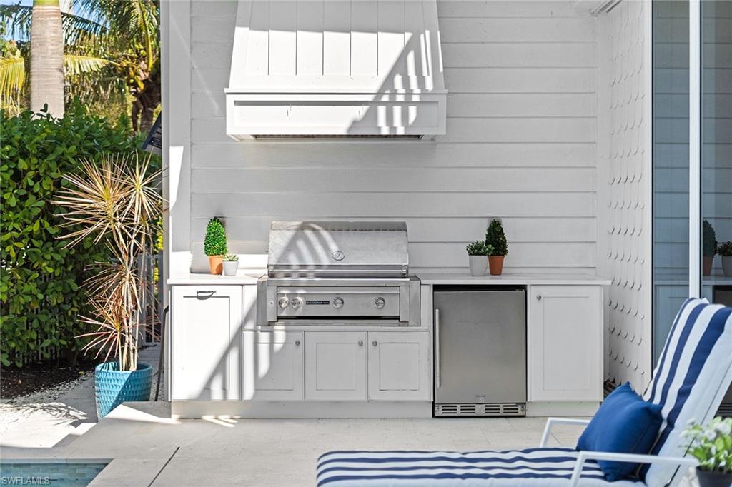 OLDE NAPLES - Residential