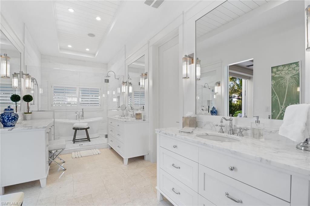 OLDE NAPLES - Residential