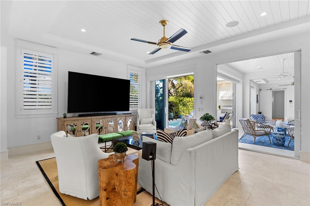 OLDE NAPLES - Residential