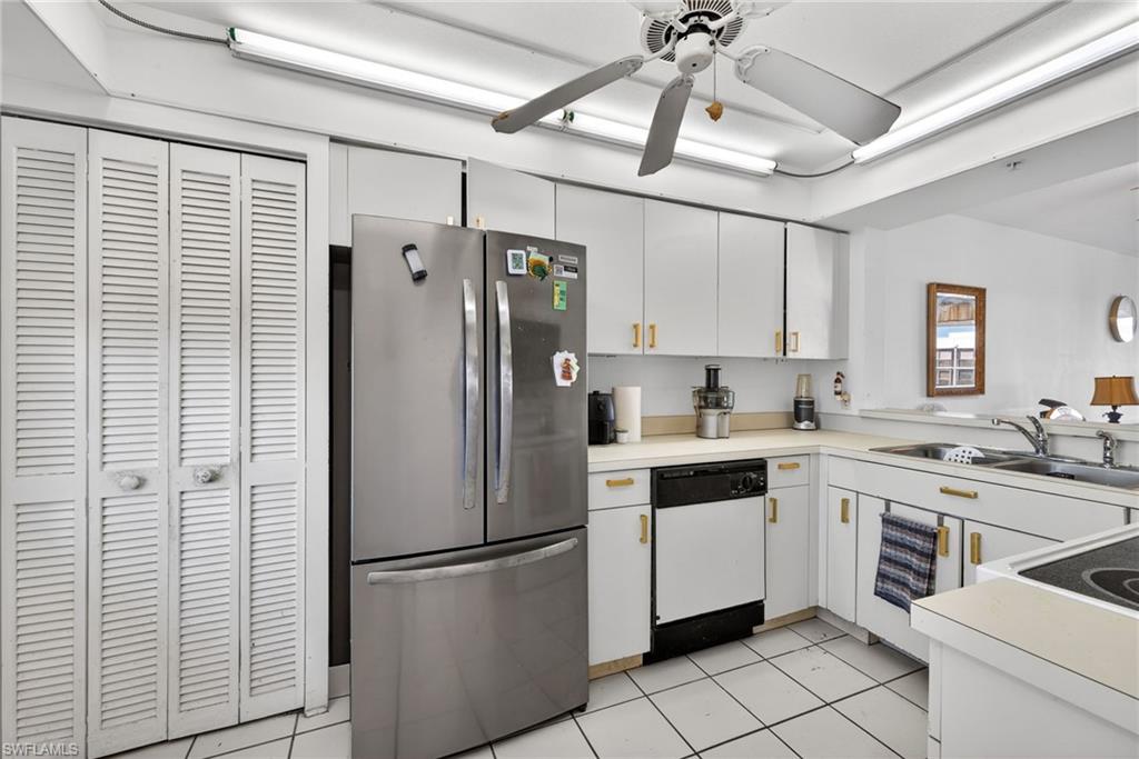 HIBISCUS POINTE - Residential