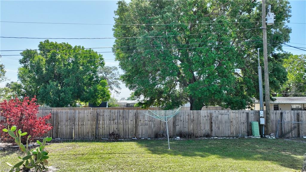 CARRIAGE VILLAGE - Residential