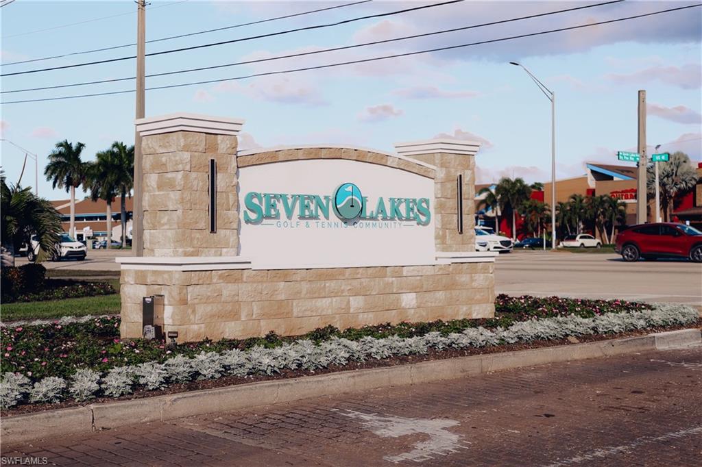 SEVEN LAKES - Residential