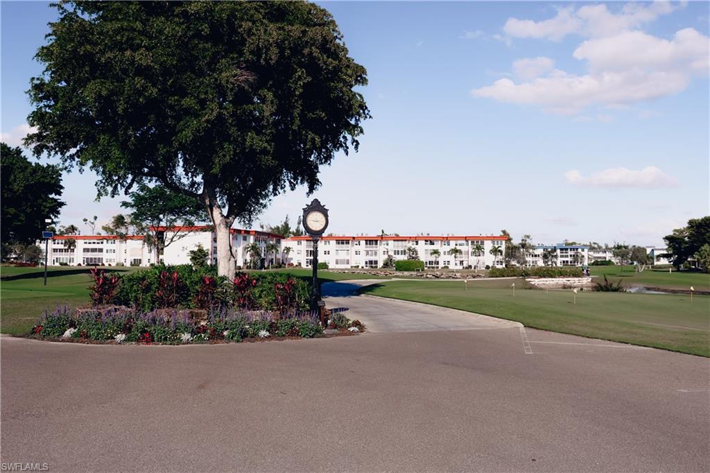 SEVEN LAKES - Residential