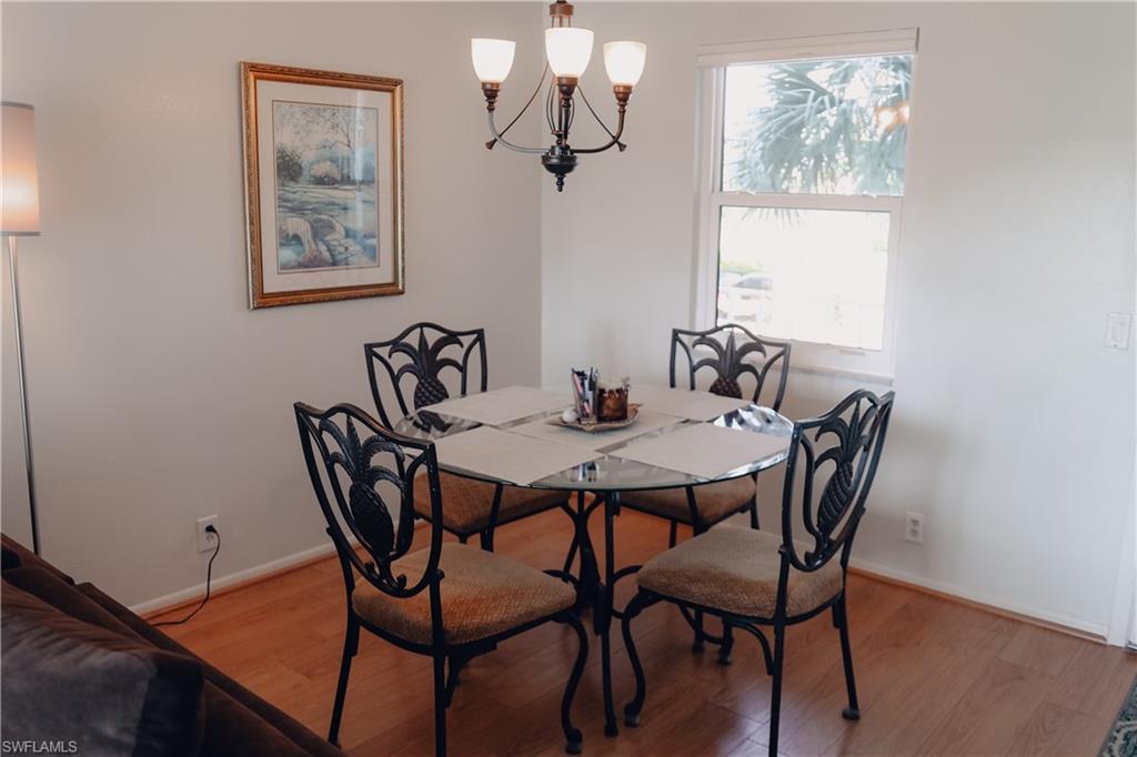 SEVEN LAKES - Residential