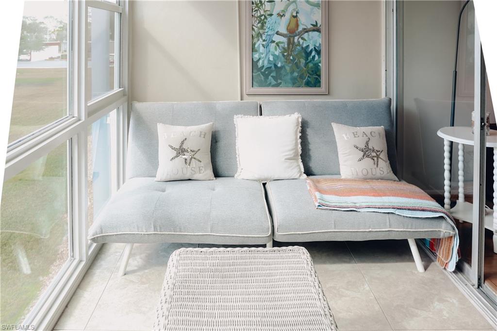 SEVEN LAKES - Residential