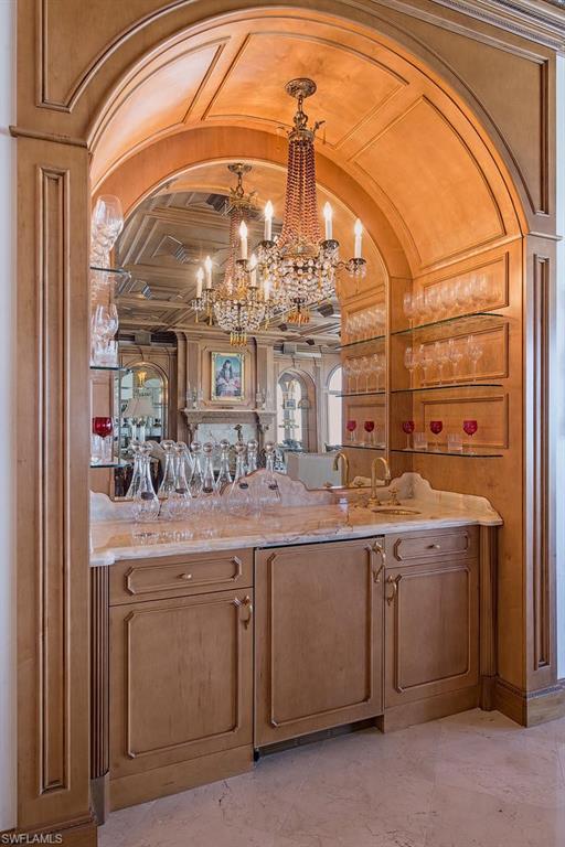 HIDEAWAY BEACH - Residential