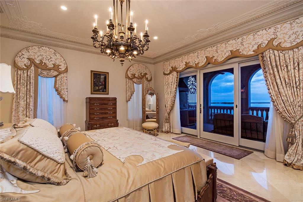 HIDEAWAY BEACH - Residential