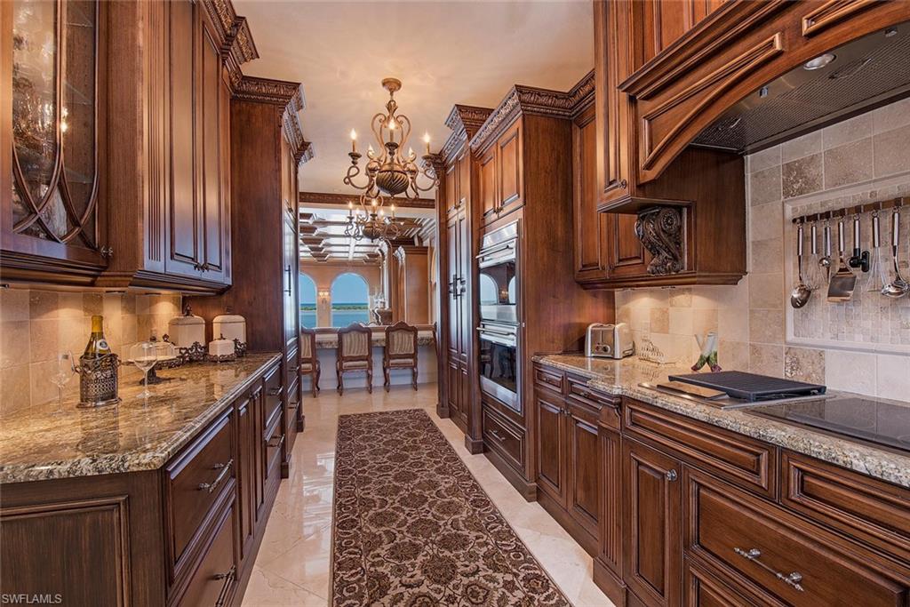 HIDEAWAY BEACH - Residential