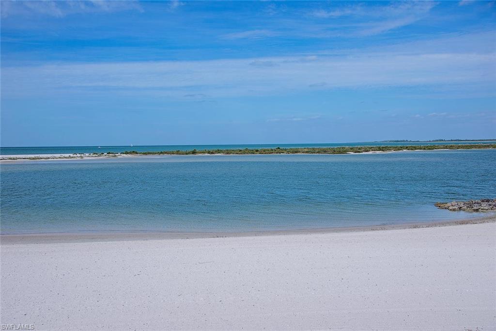 HIDEAWAY BEACH - Residential