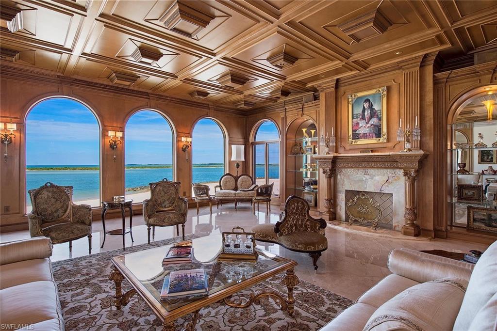 HIDEAWAY BEACH - Residential