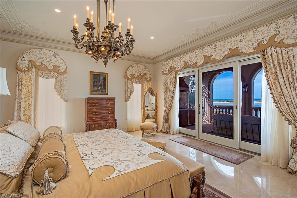 HIDEAWAY BEACH - Residential