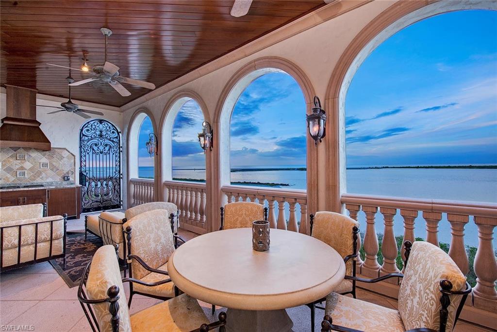 HIDEAWAY BEACH - Residential