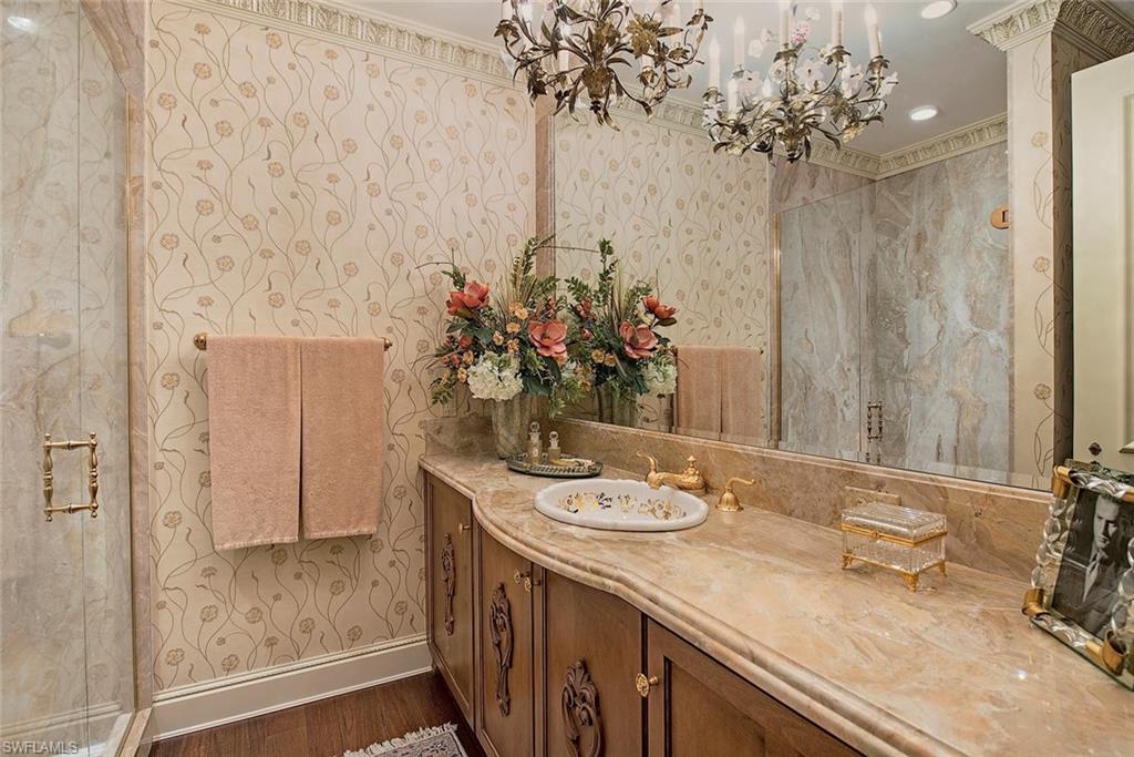 HIDEAWAY BEACH - Residential