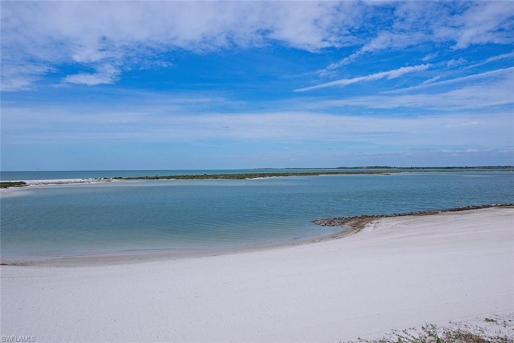 HIDEAWAY BEACH - Residential