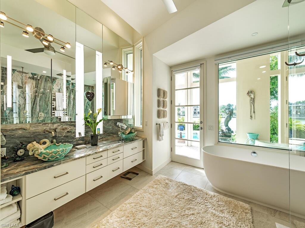 MOORINGS - Residential